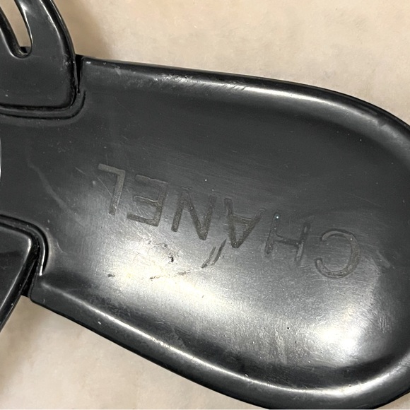 Chanel Authentic Flip Flops With Camellia Flower - Picture 4 of 5